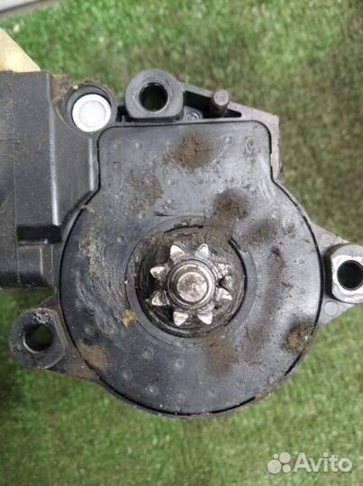 Моторчик стеклоподъемника передний левый Kia