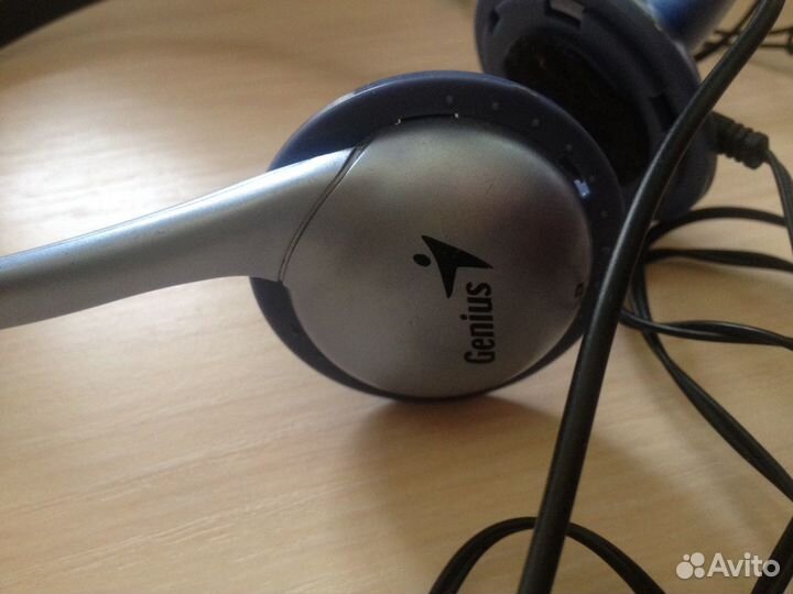 Наушники Genius