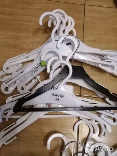 Вешалки (плечики) детские