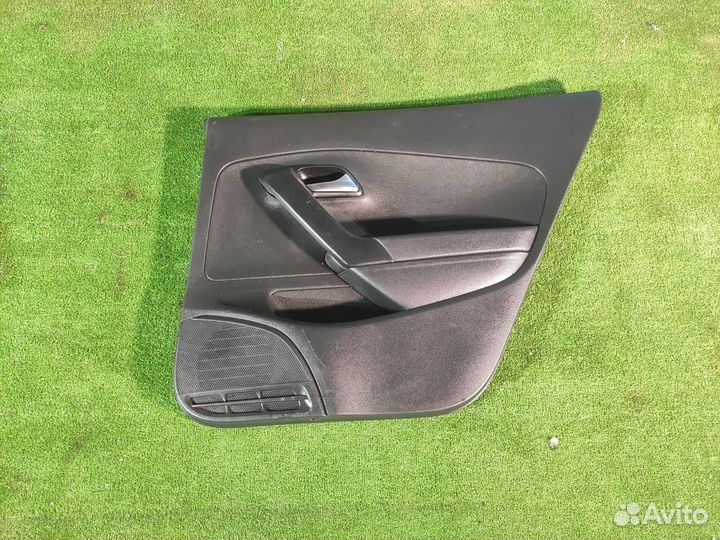 Обшивка двери задняя правая Volkswagen Polo Sedan