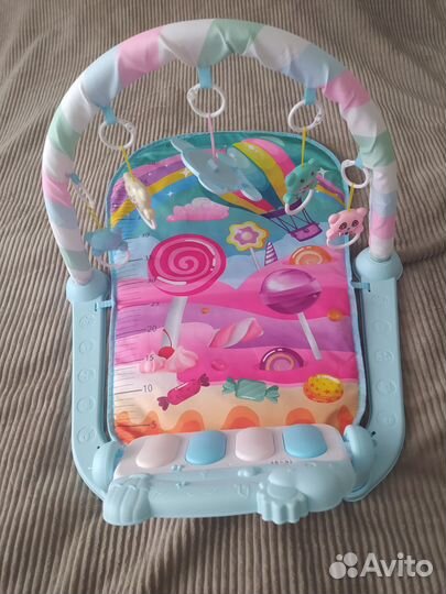 Развивающий коврик с пианино