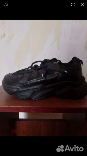 Кроссовки отдаю новые 37 р