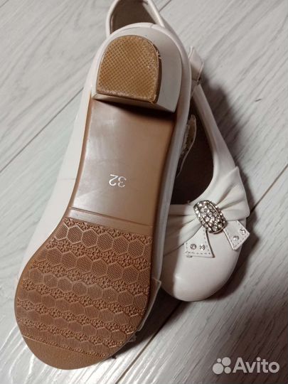 Туфли на девочку