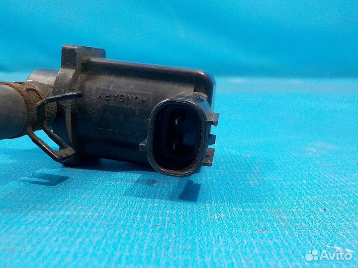 Клапан электромагнитный toyota Avensis (T250) 2003