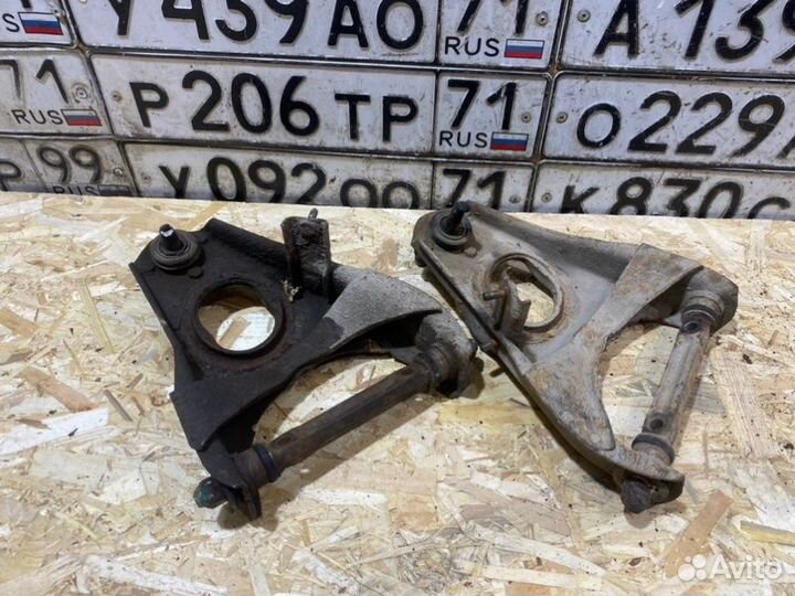 Рычаг нижний Ваз 2101 1976