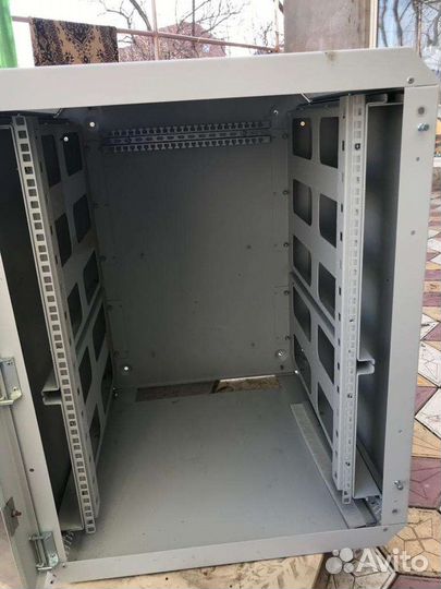 Сетевой шкаф Rittal