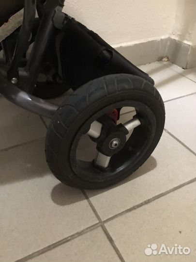 Детский велосипед с ручкой