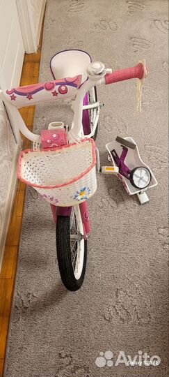 Детский велосипед четырехколесный