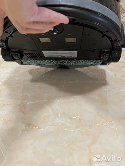 Моющий робот пылесос ilife W400