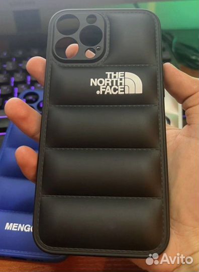 Чехол на iPhone