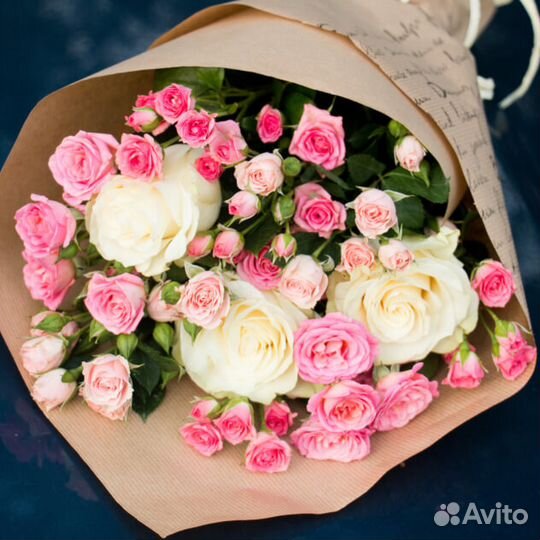 Букеты из пионов и др цветов