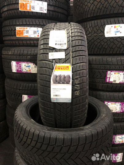 Pirelli Winter Sottozero 3 245/45 R18 и 275/40 R18