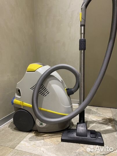 Пылесос karcher с Аквафильтром