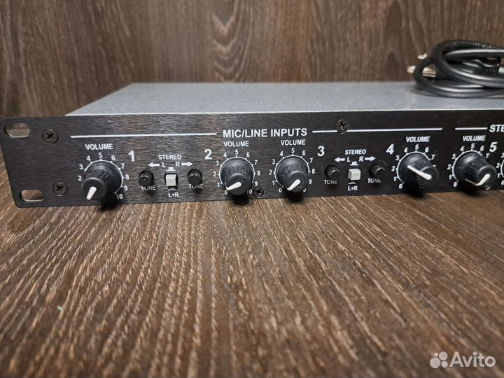 Рэковый микшер Whirlwind MIX-7