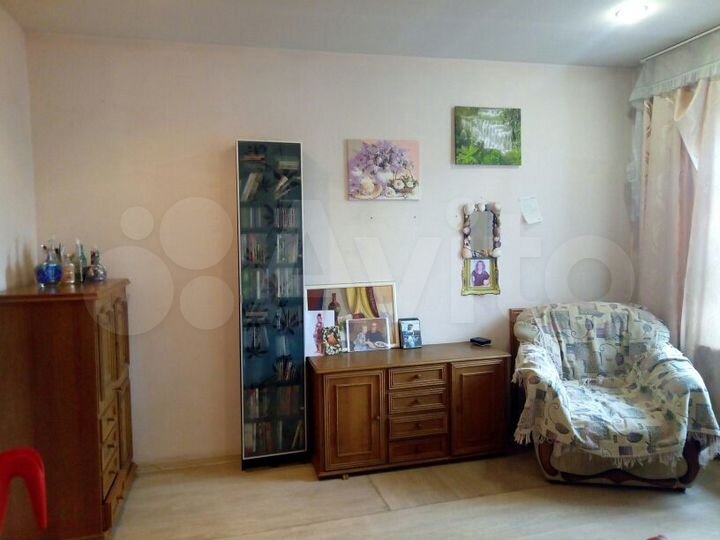 3-к. квартира, 70 м², 3/3 эт.