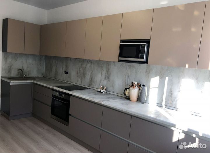 Угловая кухня. Кухонный гарнитур на заказ