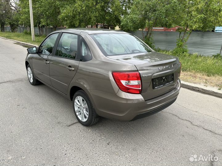 LADA Granta 1.6 МТ, 2024, 8 км