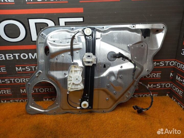 Стеклоподъемник задний левый Mercedes-Benz S-Class