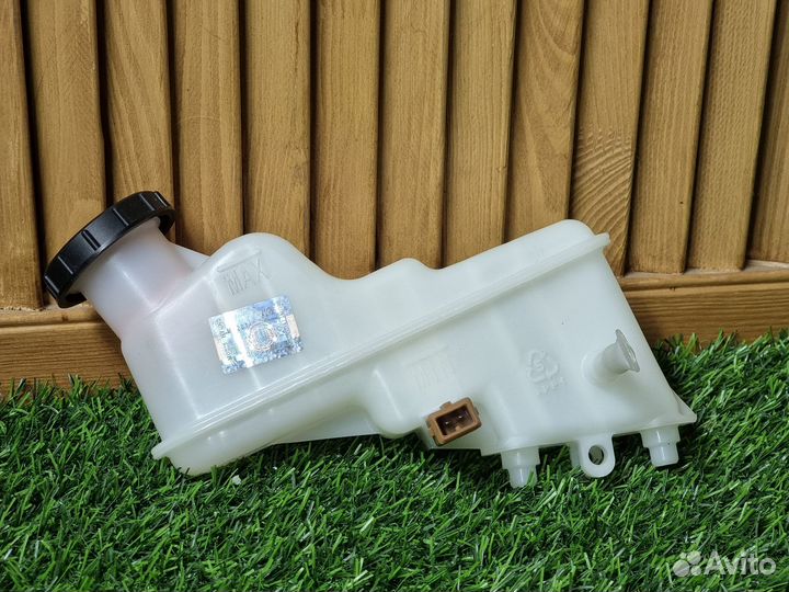 Бачок торм жидк Solaris Rio 2011-2017 Hyundai-Kia