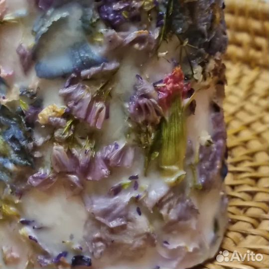 Ароматическая свеча ручной работы (ботаническая)