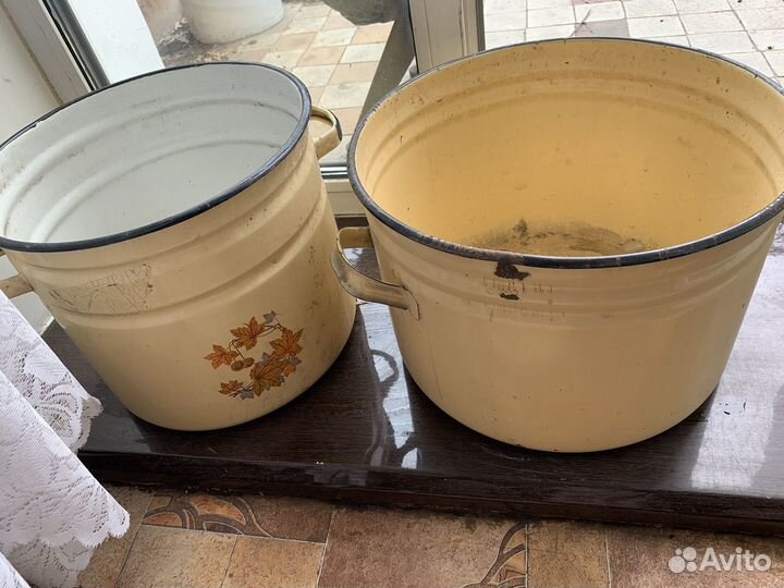 Кастрюли эмалированные