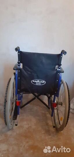 Коляска инвалидная