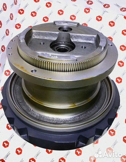 Мотор хода PC350LC-8M0 708-8H-00430