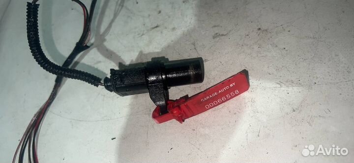 Датчик распредвала BMW 3 E46 рест. 2004