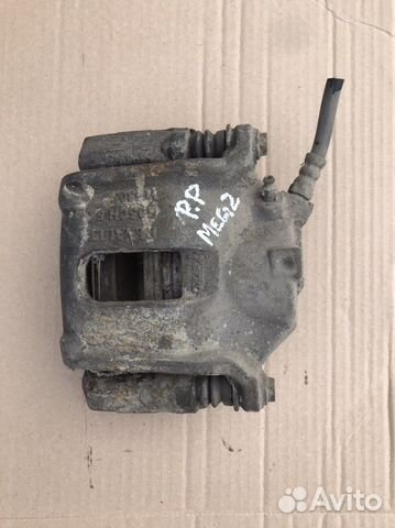 Передний правый суппорт Renault Megane 2