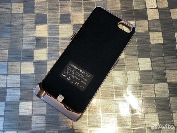 Чехол зарядка. Внешний аккумулятор для iPhone 5s