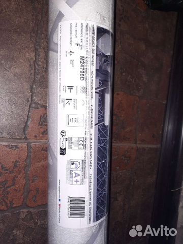 Один рулон обоев