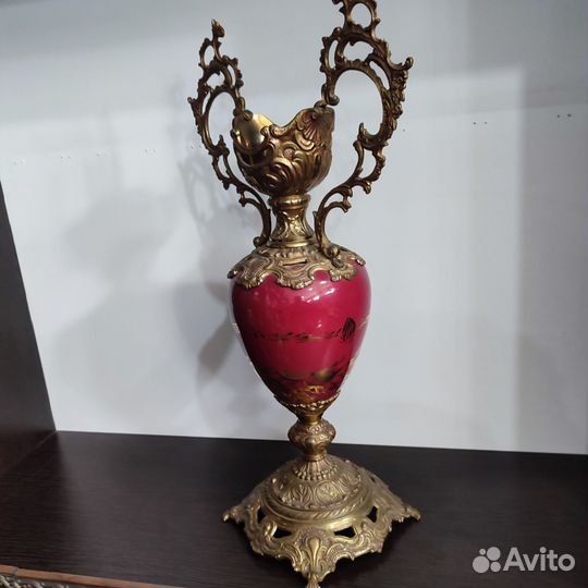 Ваза и кубок