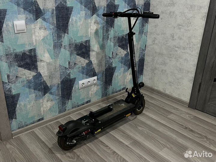 Продам электросамокат