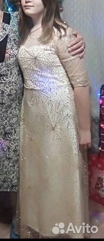 Вечернее платье