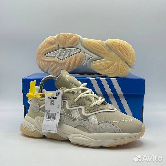 Кроссовки Adidas Ozweego