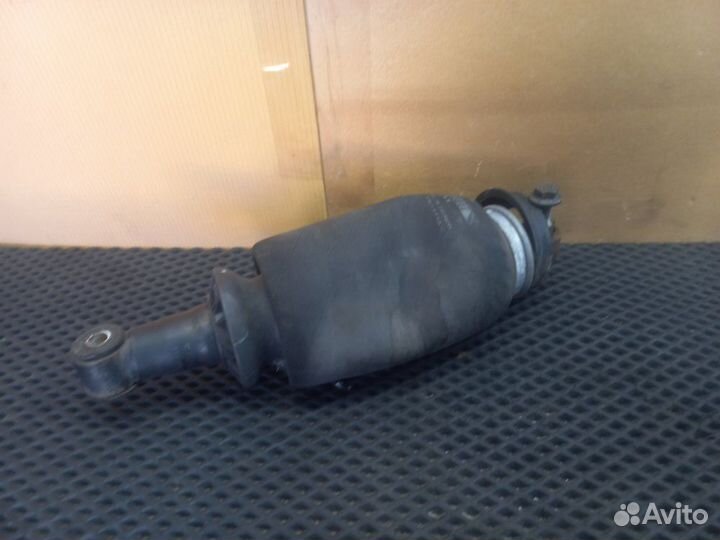 Амортизатор кабины задний Volvo Fh4 D13K 2015