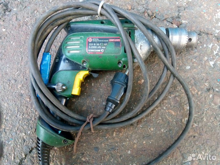 Дрель электрическая