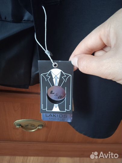 Школьный пиджак и жилет для мальчика 146- 152