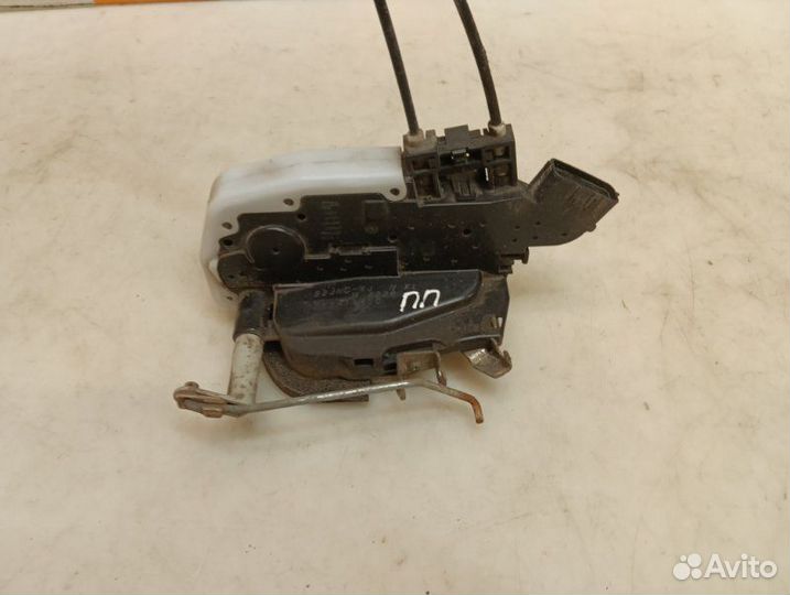 Замок двери передней правой Nissan Almera G15 1.6