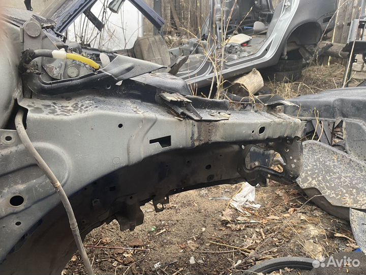 Форд фокус 2 передний правый лонжерон, четверть с