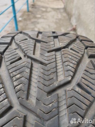 Tigar Winter A 235/45 R18