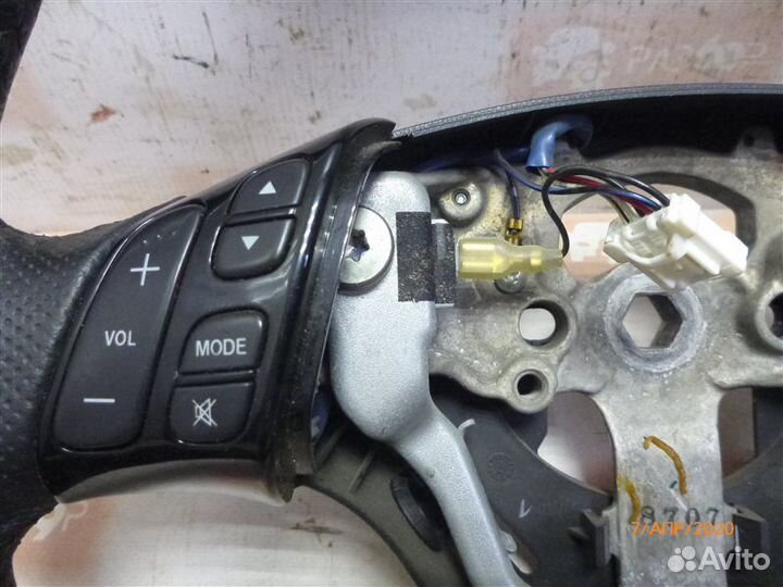 Руль Mazda Mazda3 BK Z6 2008