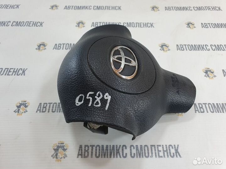 Подушка безопасности в рулевое колесо Toyota RAV4 II (2000—2003)