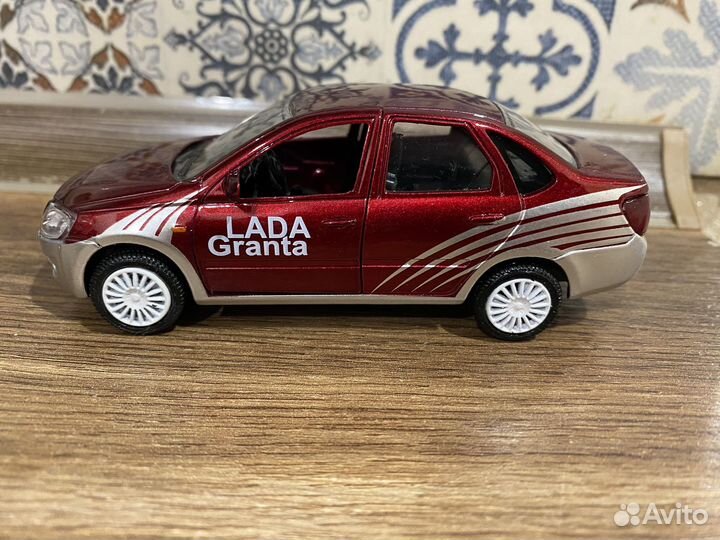 Модель автомобиля LADA granta Autogrand