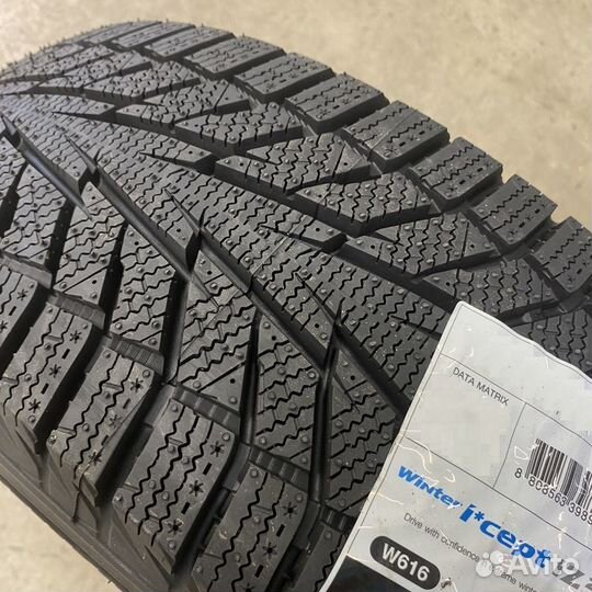 Hankook Winter I'Cept iZ 2 W616 245/50 R18 104T