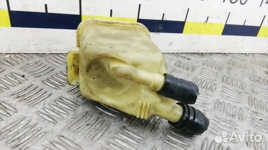 Бачок гу volkswagen touareg 7L (82F06NO01)