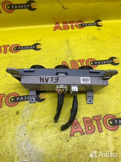 Блок управления климат-контролем Hyundai Elantra