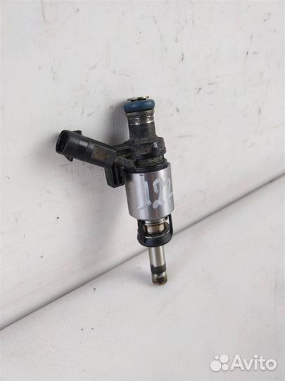 Форсунка инжекторная электрическая фольксваген па
