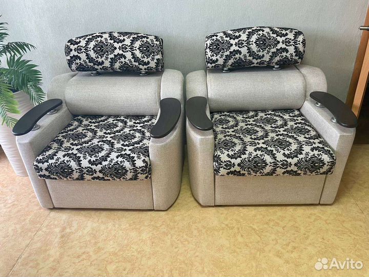 Угловой диван бу