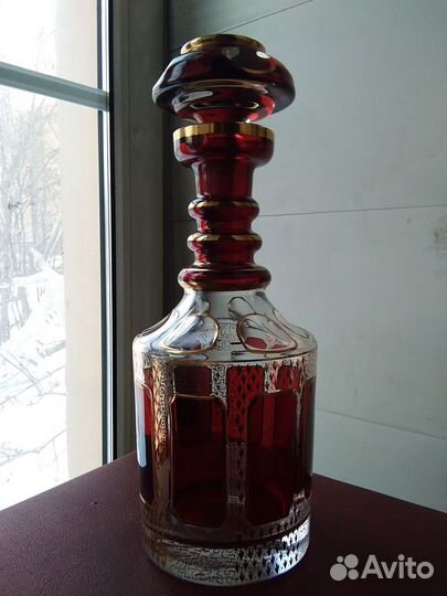 Графин старинный